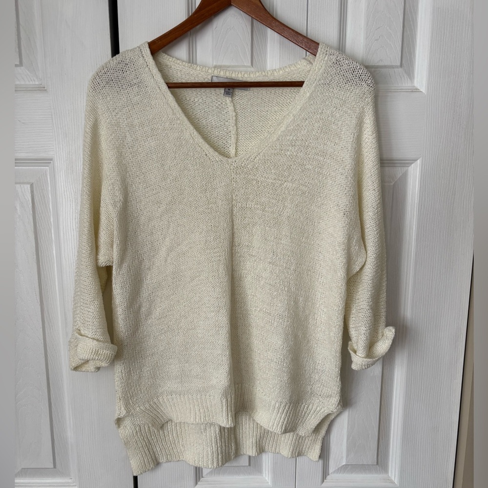 WD.NY Women's Cream Sweater Size Medium
